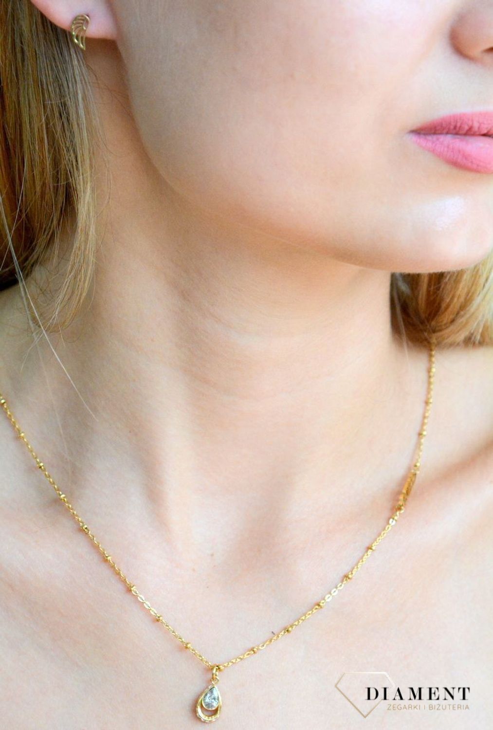 Złote kolczyki damskie 375 skrzydełka wkrętki KL 5369B 375.jpg